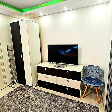 Luxury Paul Apartment Green, Private & Accessible Brașov Exterior foto